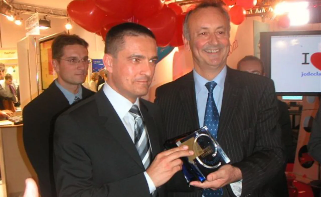 Photo de Jérôme CLARYSSE et Emmanuel LEDOUX pour la disquette d'or 2004